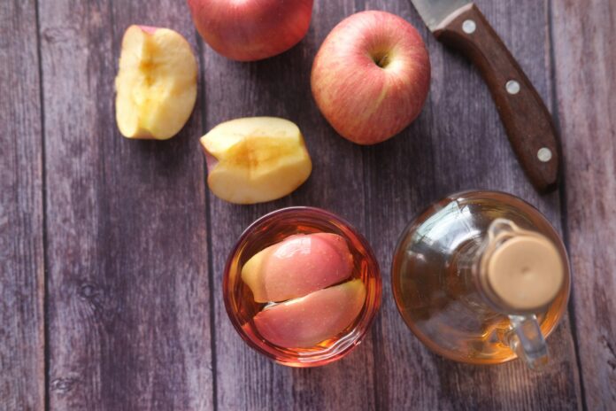 Daily Consumption of 1 Tablespoon of Apple Cider Vinegar Linked to Weight Loss